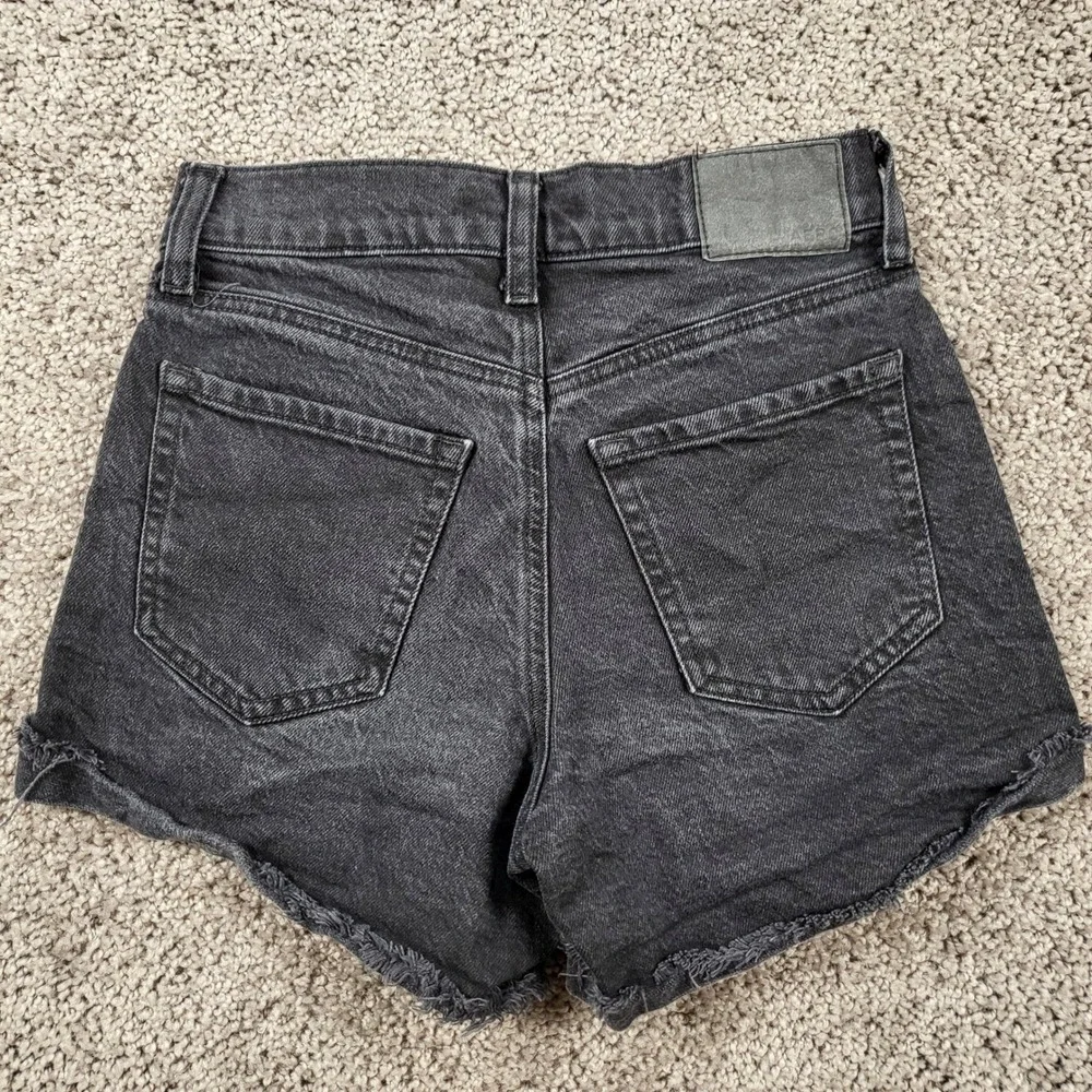 Aeropostale Womens 000 Mom Shorts Washed Black‎ High Rise Denim 9952 MTMLPK1